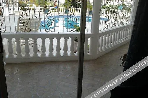 Chateau De La Rose Bed And Breakfast Montego Bay 3*,  Jamaica