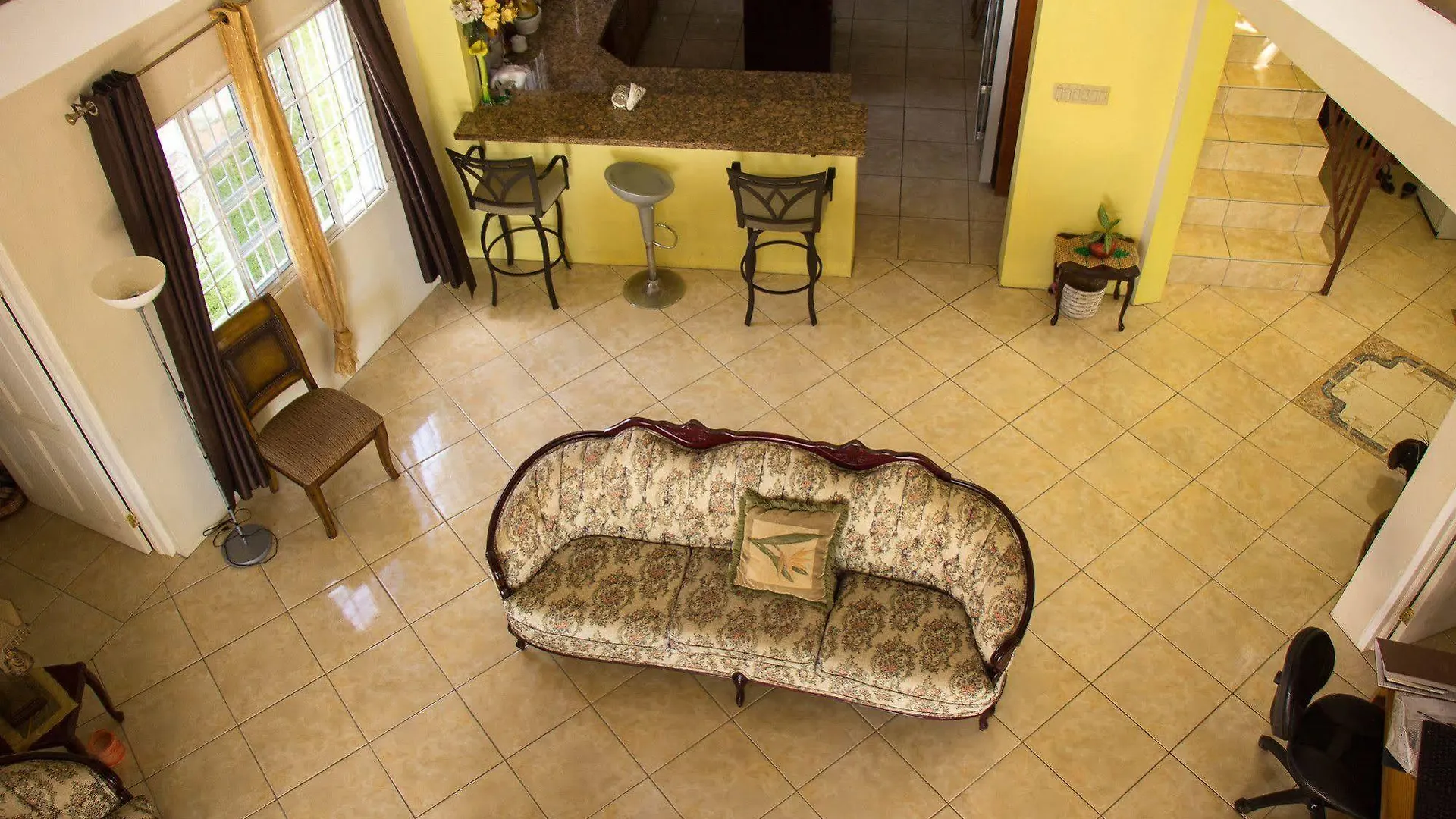 Chateau De La Rose Bed And Breakfast Montego Bay